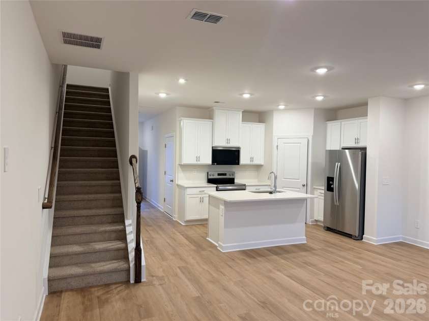 8112 Hidden Springs Trail, Charlotte, NC 28216.  MLS# CAR4343963, YatesRealty ID 19897. 