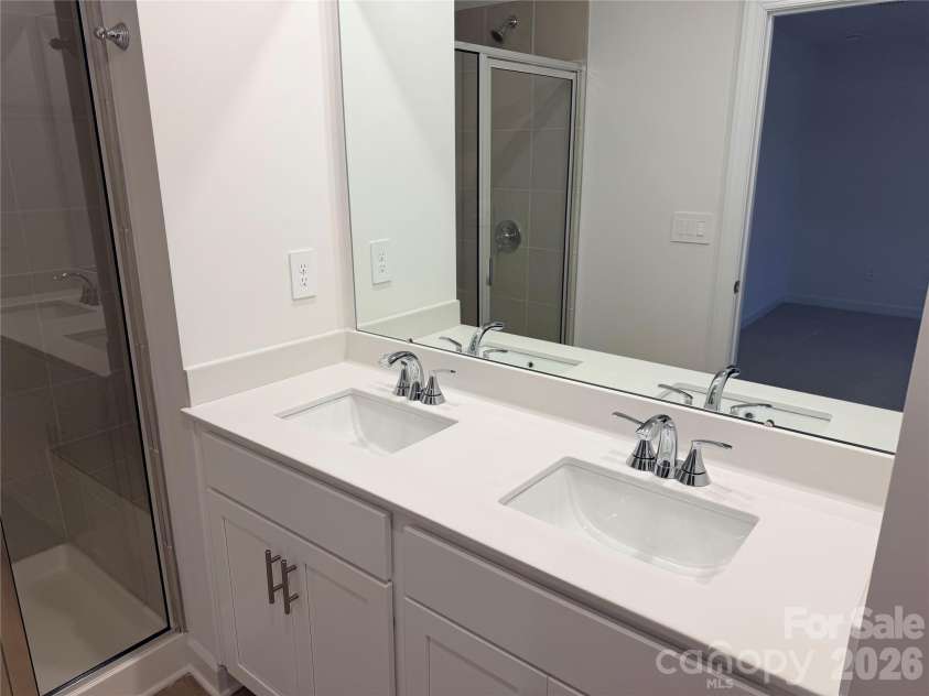8112 Hidden Springs Trail, Charlotte, NC 28216.  MLS# CAR4343963, YatesRealty ID 19897. 