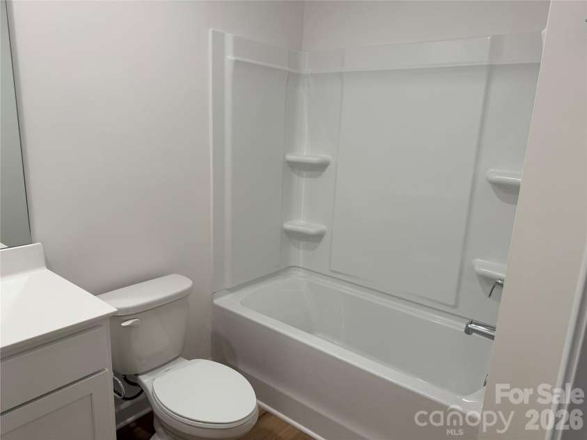 8112 Hidden Springs Trail, Charlotte, NC 28216.  MLS# CAR4343963, YatesRealty ID 19897. 