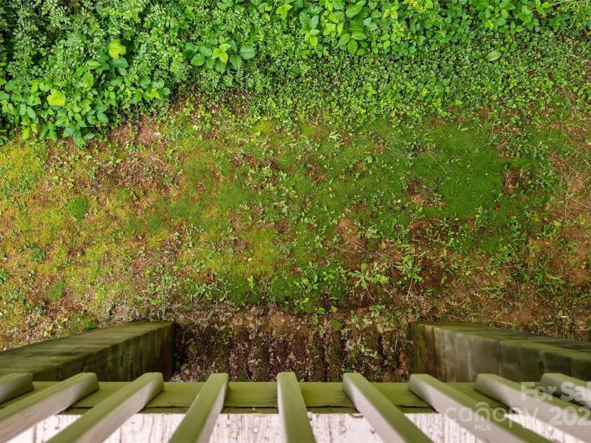 160 Whispering Pines Drive, Marion, NC 28752.  MLS# CAR4259771, YatesRealty ID 19898. 