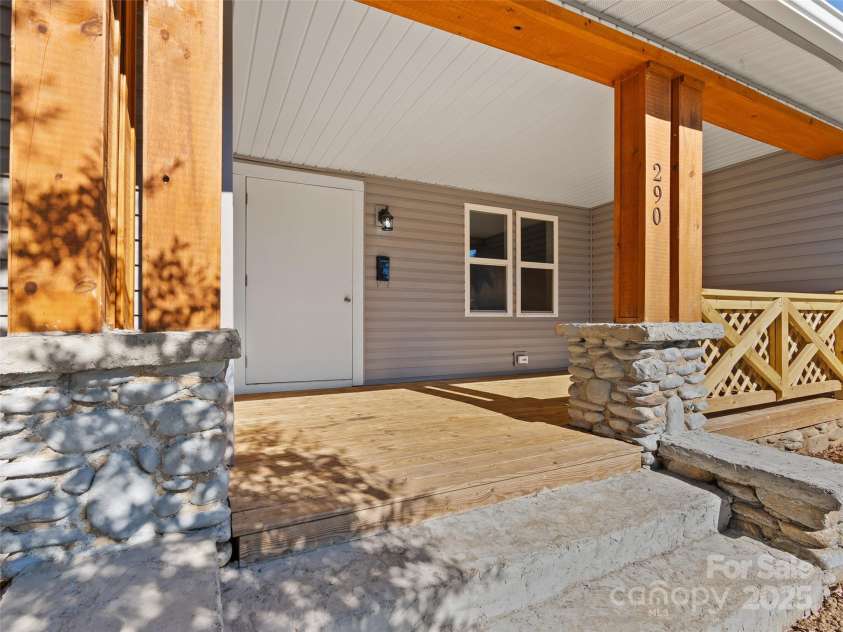 290 Killian Street, Waynesville, NC 28786.  MLS# CAR4181896, YatesRealty ID 199. 