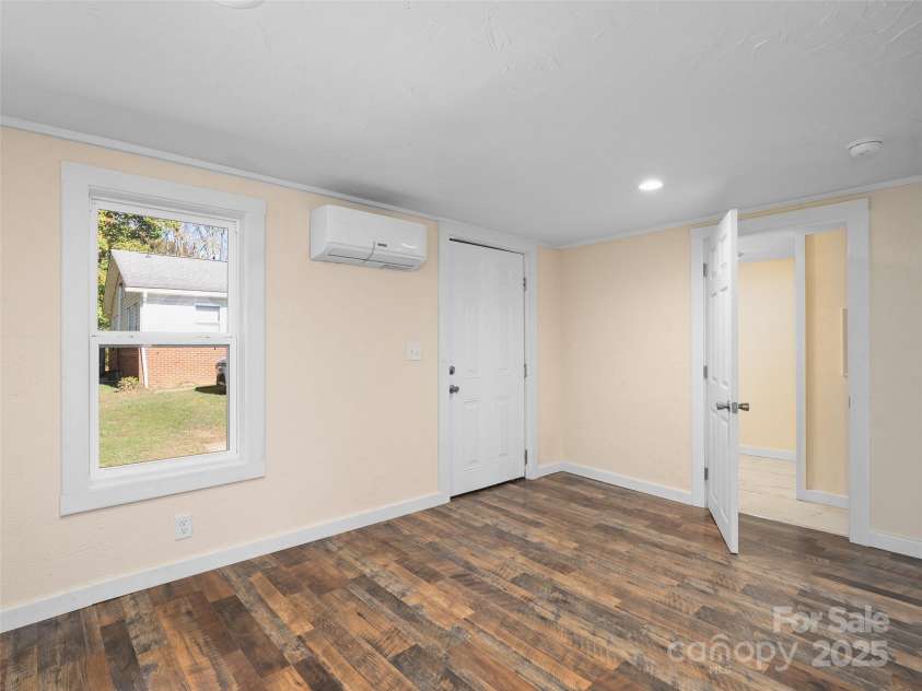 290 Killian Street, Waynesville, NC 28786.  MLS# CAR4181896, YatesRealty ID 199. 