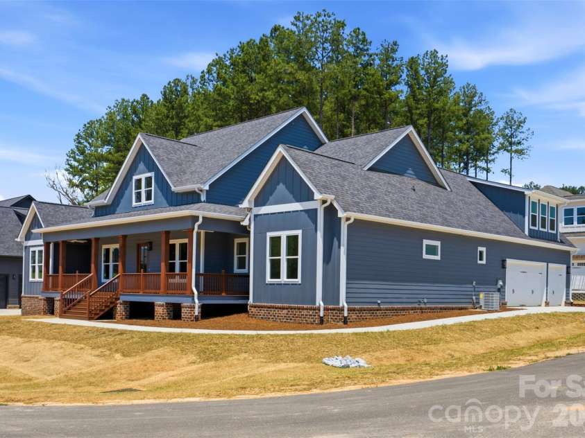 135 Camerons Mill Lane, Statesville, NC 28625.  MLS# CAR4402316, YatesRealty ID 1990. 