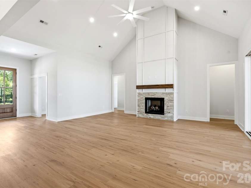 135 Camerons Mill Lane, Statesville, NC 28625.  MLS# CAR4402316, YatesRealty ID 1990. 