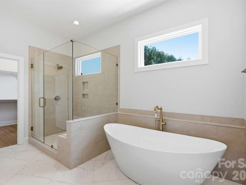 135 Camerons Mill Lane, Statesville, NC 28625.  MLS# CAR4402316, YatesRealty ID 1990. 