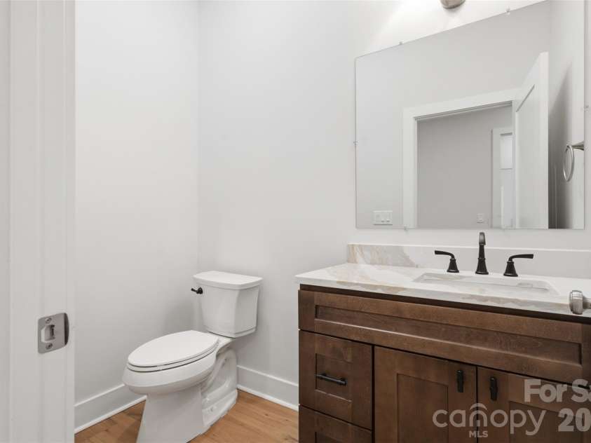 135 Camerons Mill Lane, Statesville, NC 28625.  MLS# CAR4402316, YatesRealty ID 1990. 