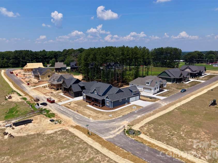 135 Camerons Mill Lane, Statesville, NC 28625.  MLS# CAR4402316, YatesRealty ID 1990. 