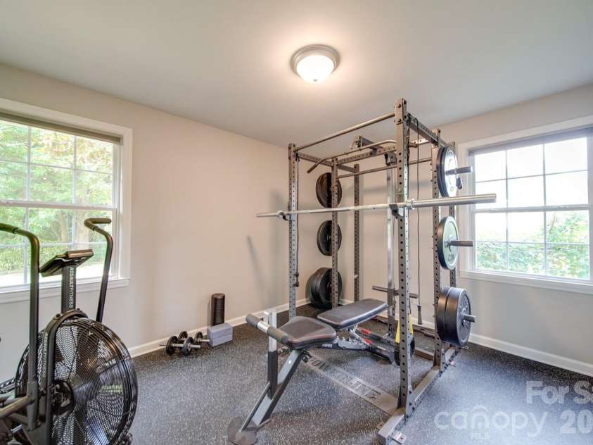 1512 Newcastle Street, Charlotte, NC 28216.  MLS# CAR4364206, YatesRealty ID 19900. 