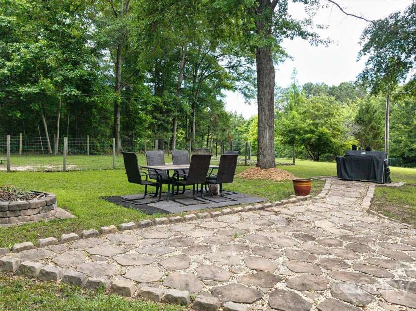 2618 Pineview Drive, Lancaster, SC 29720.  MLS# CAR4263845, YatesRealty ID 19900. Outdoor living area for relaxing or entertaining