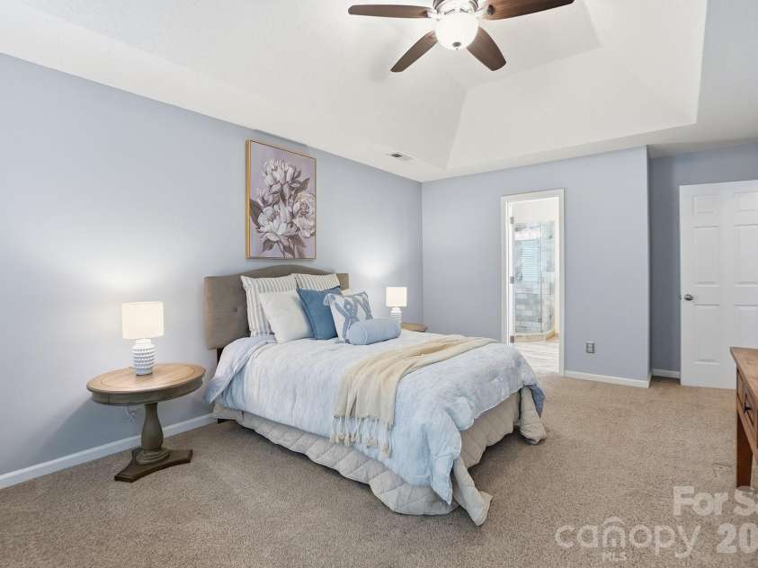 3947 Longwood Drive, Concord, NC 28027.  MLS# CAR4365279, YatesRealty ID 19901. 