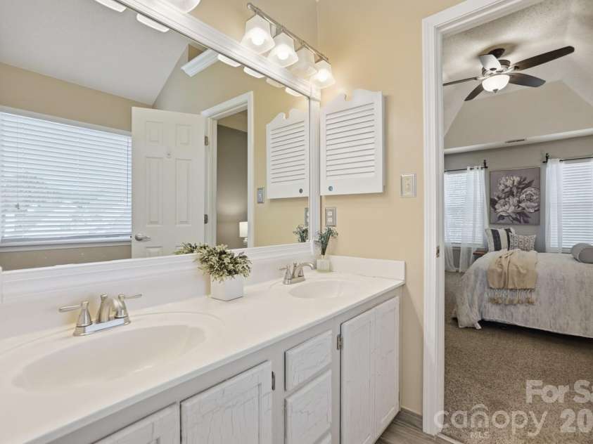 3947 Longwood Drive, Concord, NC 28027.  MLS# CAR4365279, YatesRealty ID 19901. 