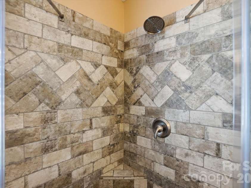 3947 Longwood Drive, Concord, NC 28027.  MLS# CAR4365279, YatesRealty ID 19901. 