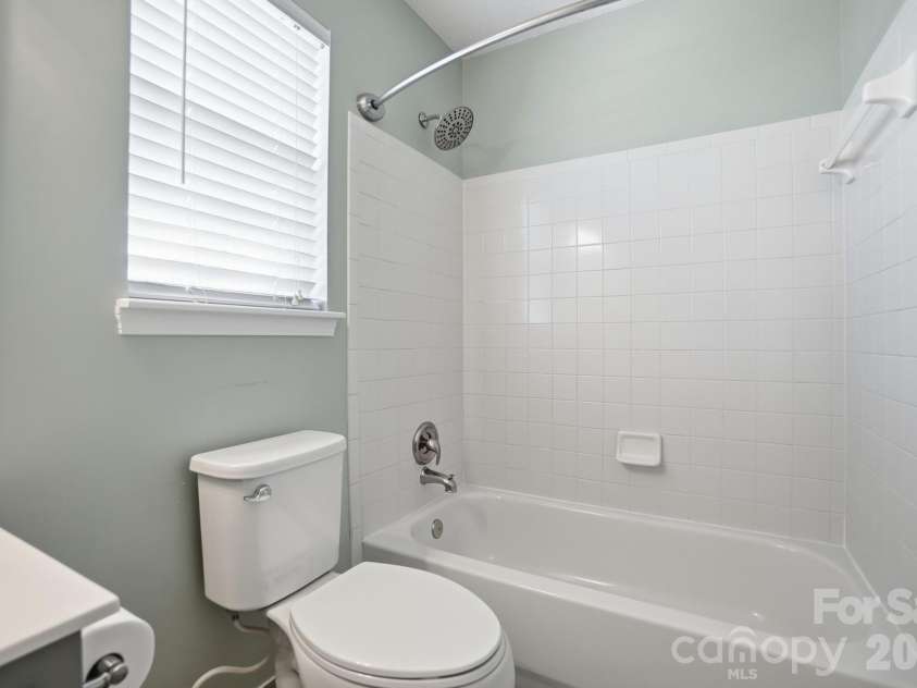3947 Longwood Drive, Concord, NC 28027.  MLS# CAR4365279, YatesRealty ID 19901. 