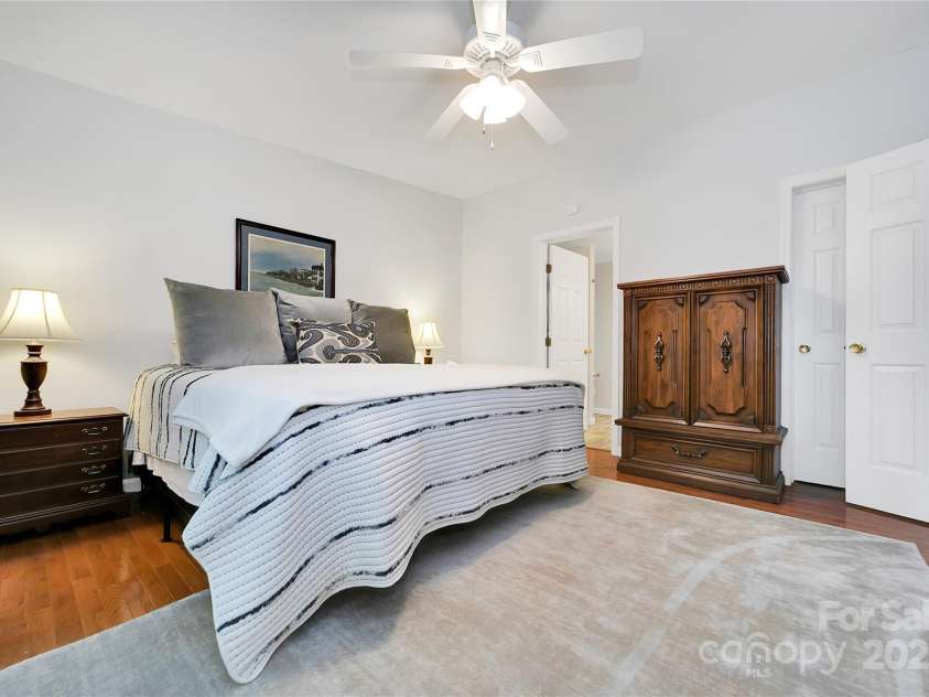 500 Cheestoonaya Way, Brevard, NC 28712.  MLS# CAR4266069, YatesRealty ID 19902. 