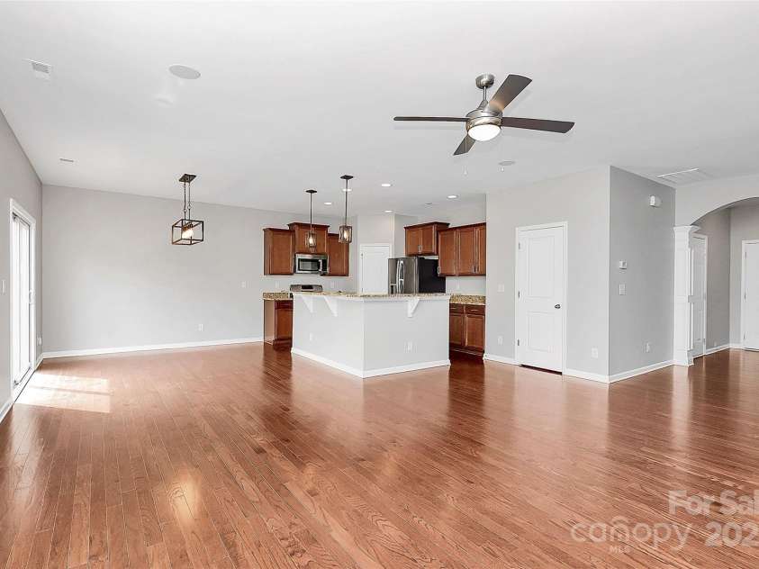 1314 San Gabriel Avenue, Charlotte, NC 28214.  MLS# CAR4270565, YatesRealty ID 19903. 