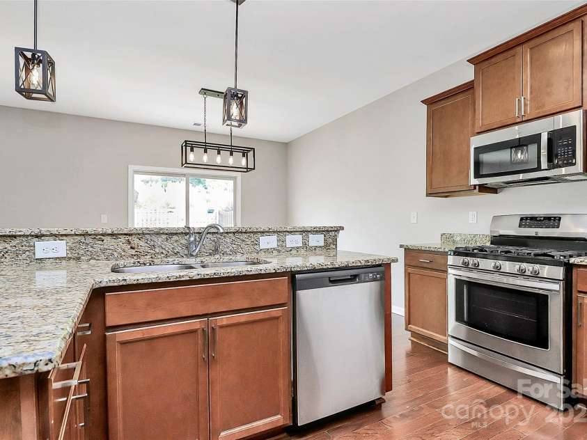 1314 San Gabriel Avenue, Charlotte, NC 28214.  MLS# CAR4270565, YatesRealty ID 19903. 