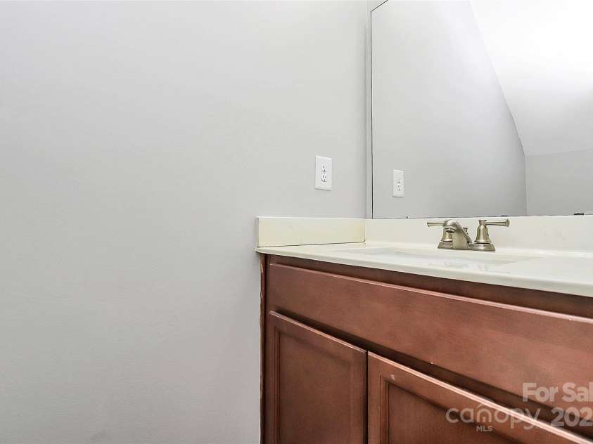 1314 San Gabriel Avenue, Charlotte, NC 28214.  MLS# CAR4270565, YatesRealty ID 19903. 