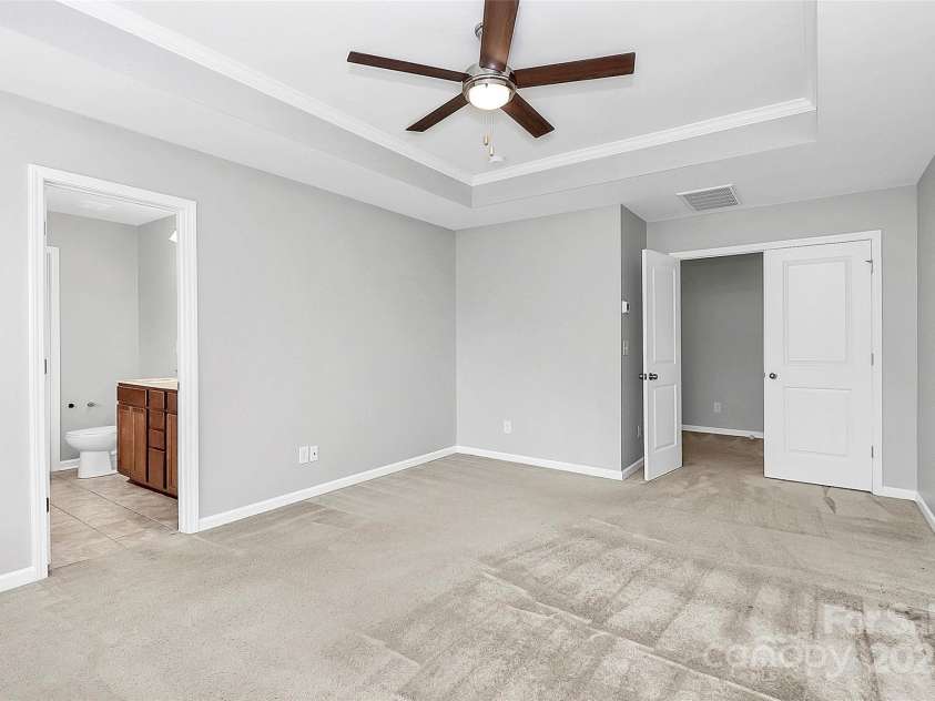 1314 San Gabriel Avenue, Charlotte, NC 28214.  MLS# CAR4270565, YatesRealty ID 19903. 