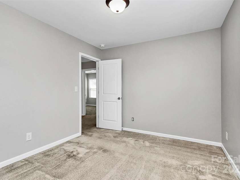 1314 San Gabriel Avenue, Charlotte, NC 28214.  MLS# CAR4270565, YatesRealty ID 19903. 