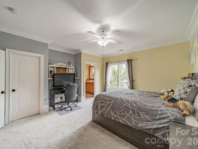602 Beauhaven Lane, Waxhaw, NC 28173.  MLS# CAR4373162, YatesRealty ID 19904. 