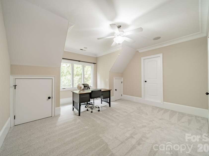 602 Beauhaven Lane, Waxhaw, NC 28173.  MLS# CAR4373162, YatesRealty ID 19904. Flex room great for office