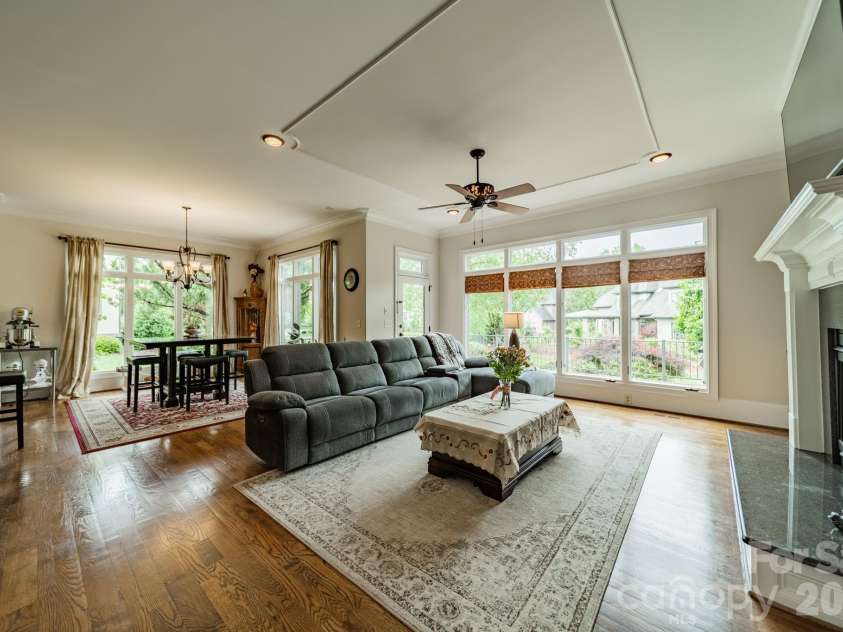 602 Beauhaven Lane, Waxhaw, NC 28173.  MLS# CAR4373162, YatesRealty ID 19904. Open floor plan