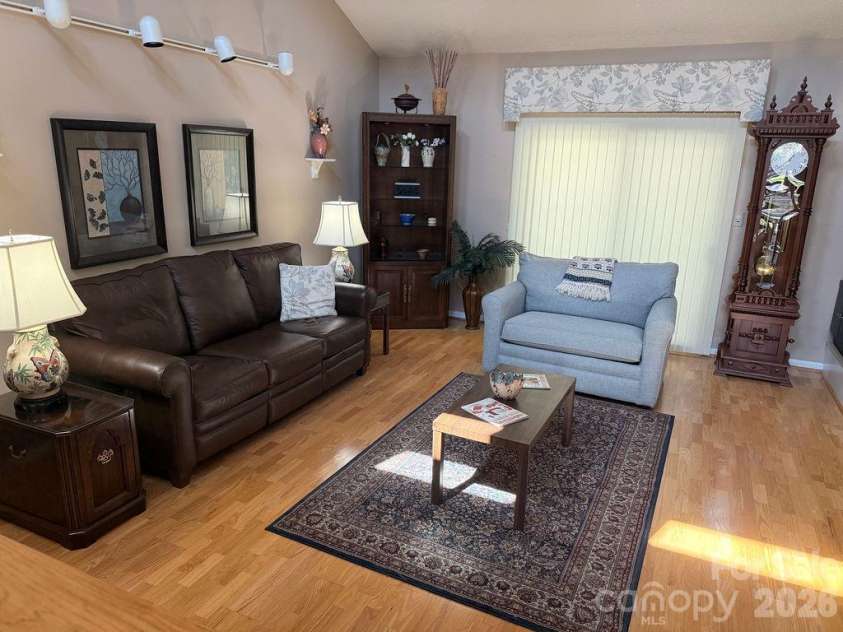 11718 Rimrock Canyon Drive, Charlotte, NC 28226.  MLS# CAR4375151, YatesRealty ID 19905. 