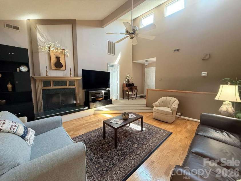 11718 Rimrock Canyon Drive, Charlotte, NC 28226.  MLS# CAR4375151, YatesRealty ID 19905. 