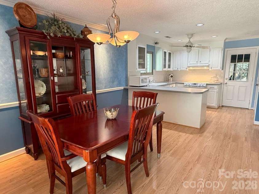 11718 Rimrock Canyon Drive, Charlotte, NC 28226.  MLS# CAR4375151, YatesRealty ID 19905. 