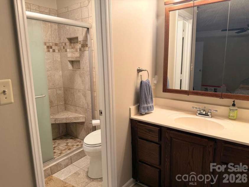 11718 Rimrock Canyon Drive, Charlotte, NC 28226.  MLS# CAR4375151, YatesRealty ID 19905. 