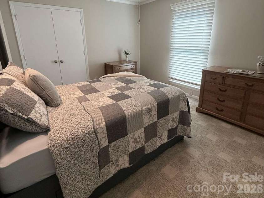 11718 Rimrock Canyon Drive, Charlotte, NC 28226.  MLS# CAR4375151, YatesRealty ID 19905. 