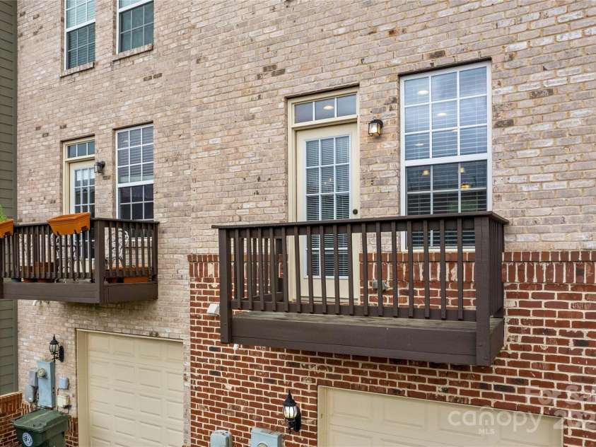 19737 Playwrights Way, Cornelius, NC 28031.  MLS# CAR4239404, YatesRealty ID 19905. 
