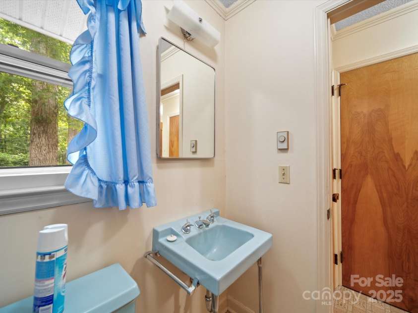 2831 Puetts Chapel Road, Bessemer City, NC 28016.  MLS# CAR4268907, YatesRealty ID 19907. Half bath - love this vintage sink and commode!