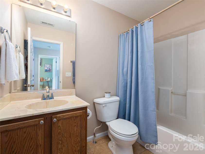 93 Sunny Meadows Boulevard, Arden, NC 28704.  MLS# CAR4343214, YatesRealty ID 19909. 