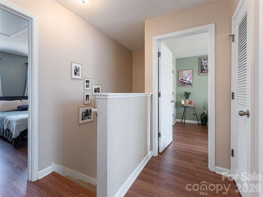 93 Sunny Meadows Boulevard, Arden, NC 28704.  MLS# CAR4343214, YatesRealty ID 19909. 