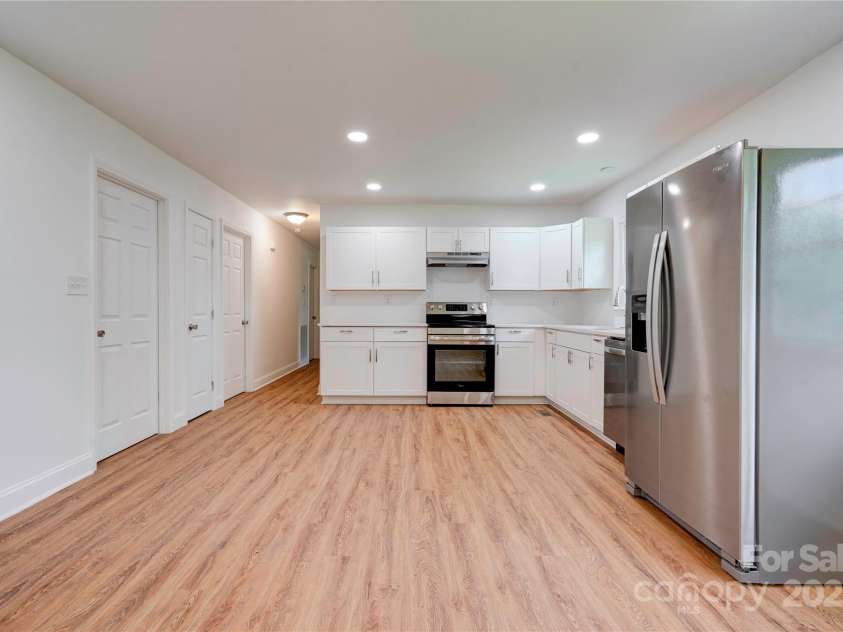 231 London Road, Lawndale, NC 28090.  MLS# CAR4267286, YatesRealty ID 1991. 