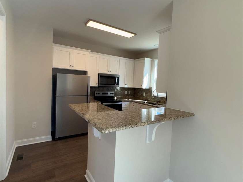 449 Cabarrus Avenue, Concord, NC 28027.  MLS# CAR4346597, YatesRealty ID 1991. 