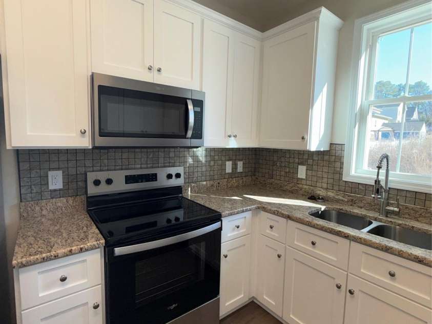 449 Cabarrus Avenue, Concord, NC 28027.  MLS# CAR4346597, YatesRealty ID 1991. 