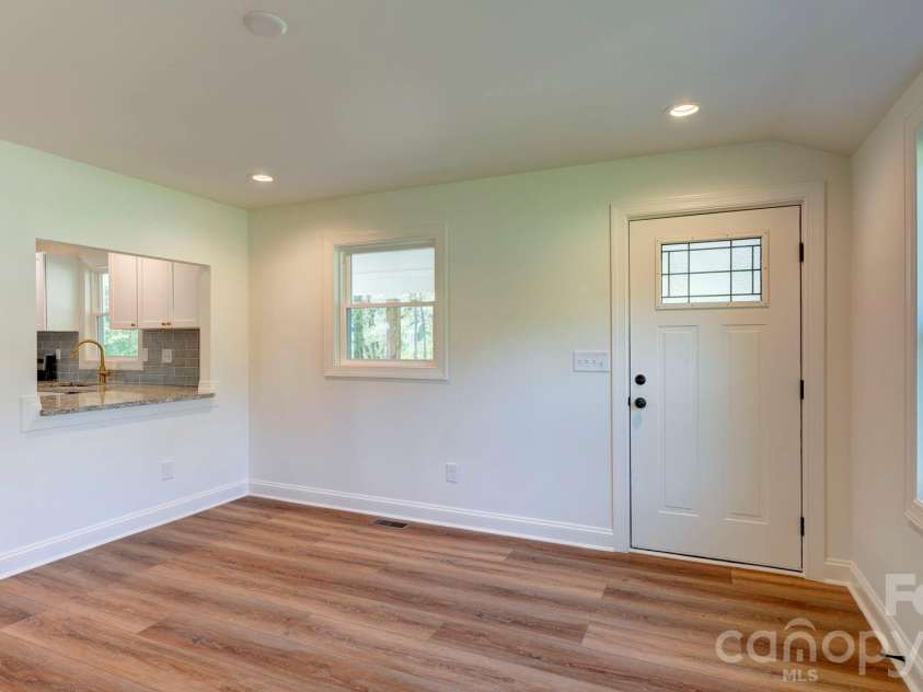 410 Patricia Avenue, Harrisburg, NC 28075.  MLS# CAR4368787, YatesRealty ID 19910. 