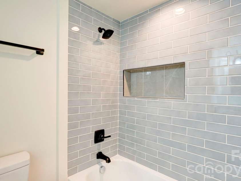 410 Patricia Avenue, Harrisburg, NC 28075.  MLS# CAR4368787, YatesRealty ID 19910. 