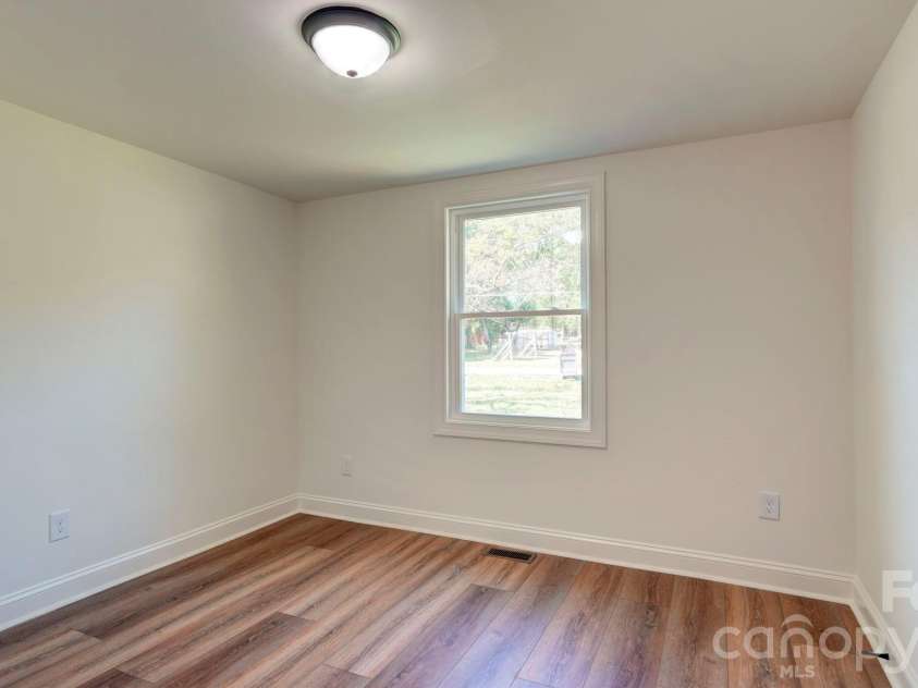 410 Patricia Avenue, Harrisburg, NC 28075.  MLS# CAR4368787, YatesRealty ID 19910. 