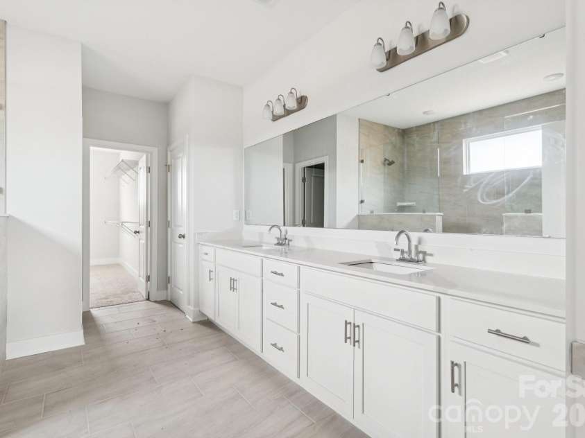 3524 Oasis Drive, Monroe, NC 28112.  MLS# CAR4342562, YatesRealty ID 19911. Rep primary bath