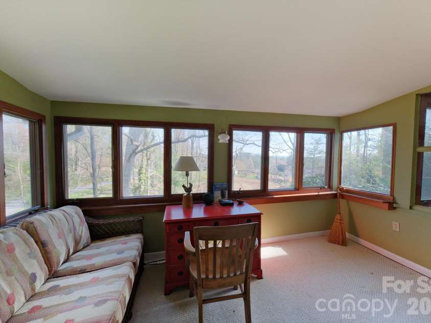 71 Norfolk Lane, Laurel Park, NC 28739.  MLS# CAR4345352, YatesRealty ID 19912. Sunroom or office