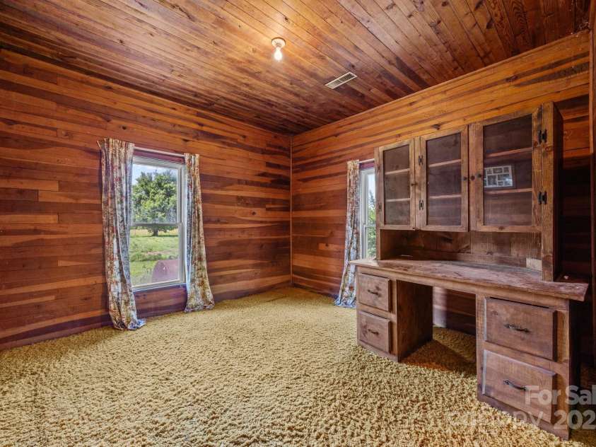 18070 Old Beatty Ford Road, Gold Hill, NC 28071.  MLS# CAR4259610, YatesRealty ID 19913. Flex room