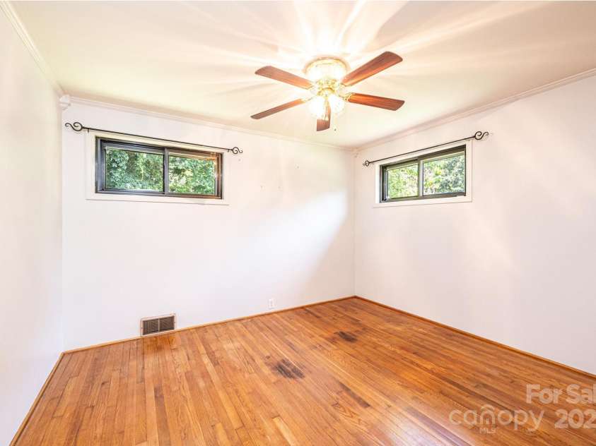 4783 Calico Road, Lenoir, NC 28645.  MLS# CAR4269414, YatesRealty ID 19915. 