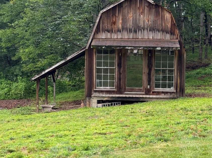 4783 Calico Road, Lenoir, NC 28645.  MLS# CAR4269414, YatesRealty ID 19915. 