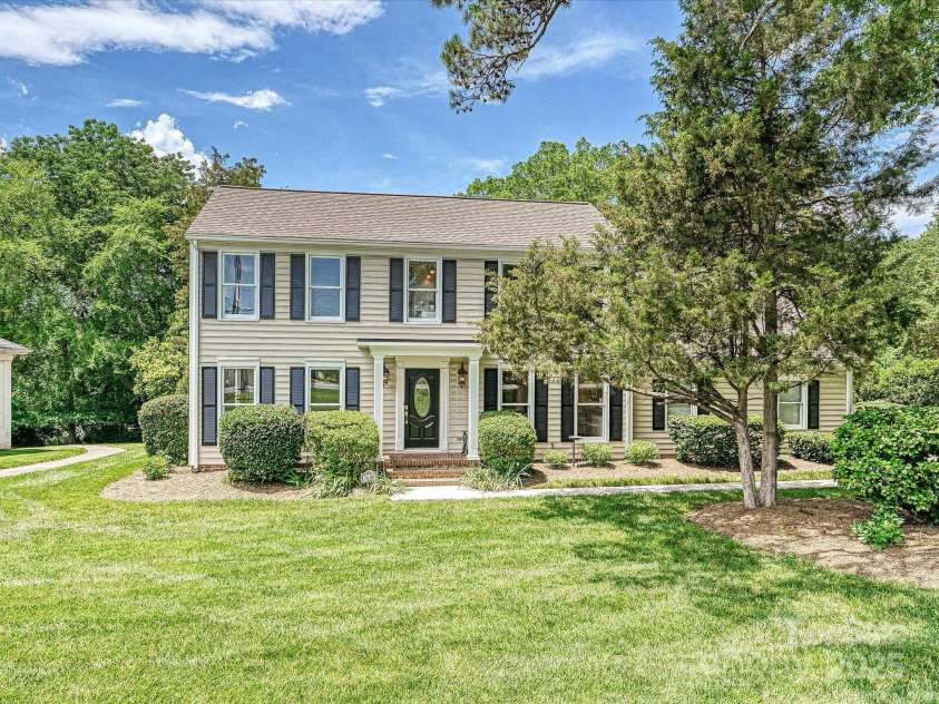 3600 Carmel Road, Charlotte, NC 28226.  MLS# CAR4223391, YatesRealty ID 19916. Front View