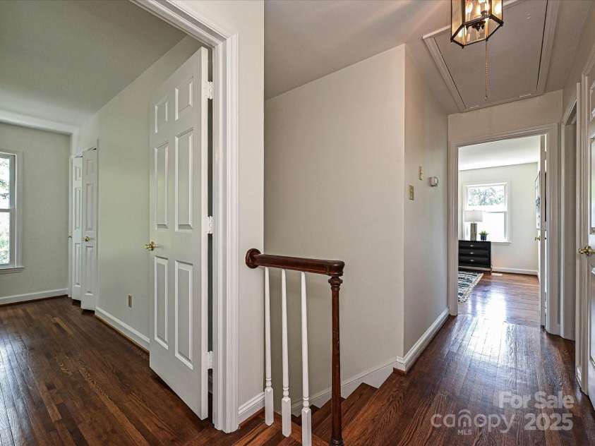 3600 Carmel Road, Charlotte, NC 28226.  MLS# CAR4223391, YatesRealty ID 19916. Upper Landing