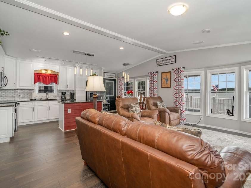 141 Badin Lake Circle, New London, NC 28127.  MLS# CAR4266787, YatesRealty ID 19917. 