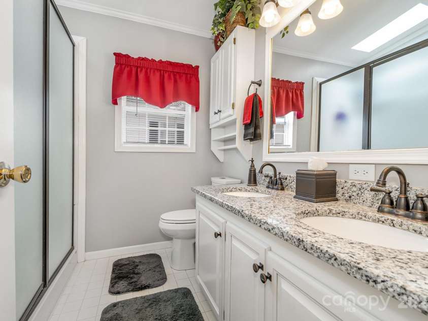 141 Badin Lake Circle, New London, NC 28127.  MLS# CAR4266787, YatesRealty ID 19917. 